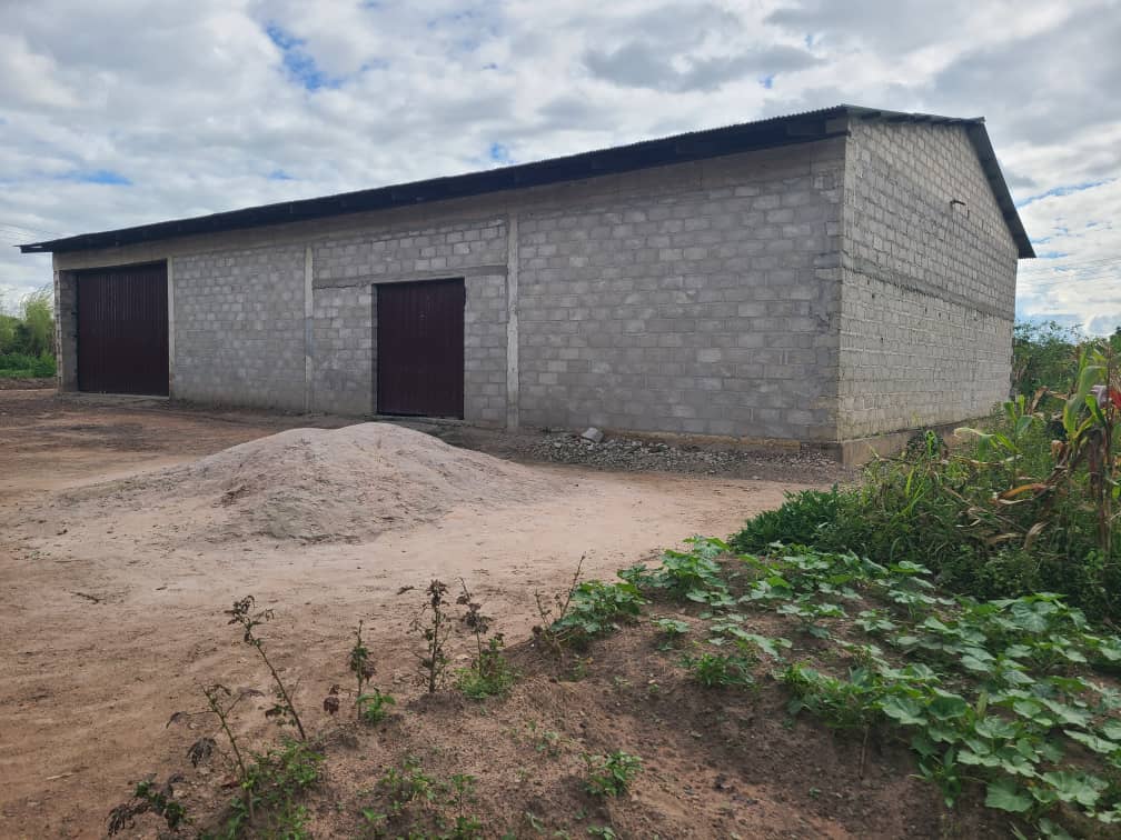 EXECUTIVE LODGE & BUSINESS COMPLEX